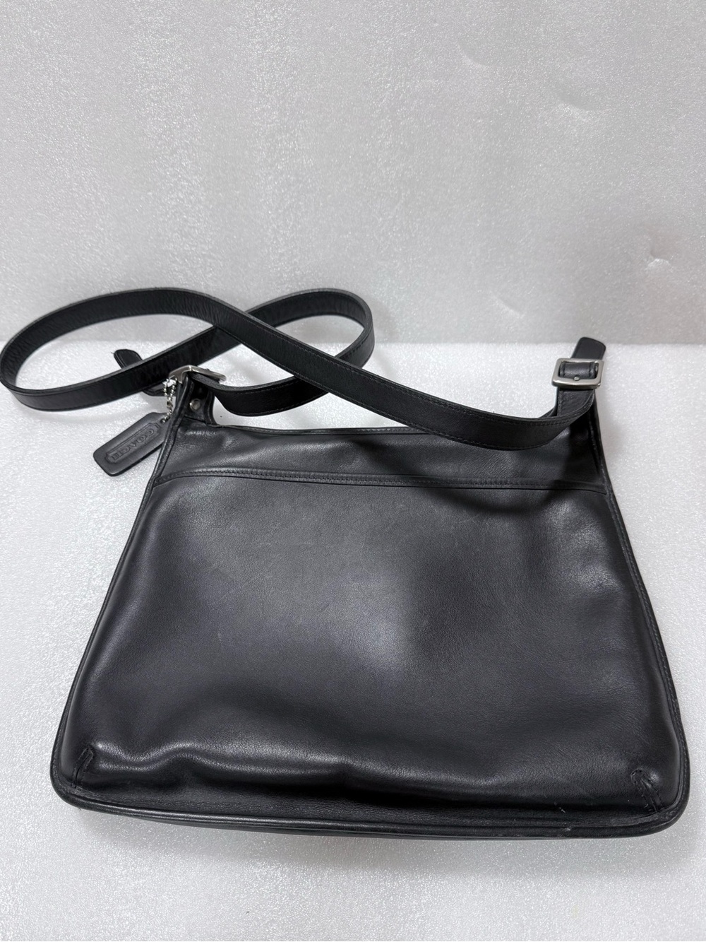 Vintage Coach Slim Crossbody Saddle Bag Black Leather Hippy #9146